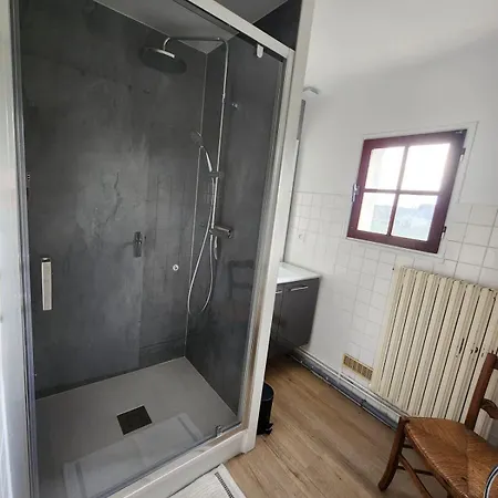 Holiday home Spacious House With Large Garden In Valdivienne